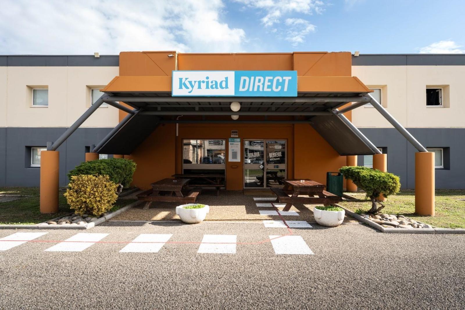 Kyriad Direct Brignoles - Provence Verte Exterior photo